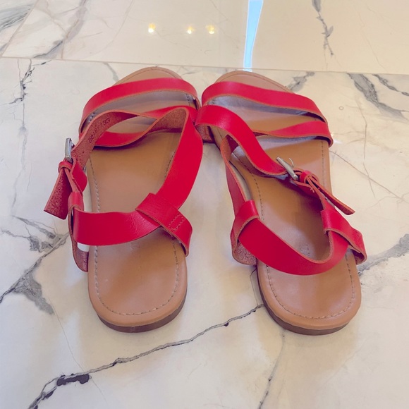 Sz 7 Forever 21 Tomato Red Sandals - Picture 3 of 3